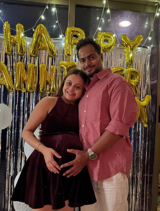 Devoleena with husband